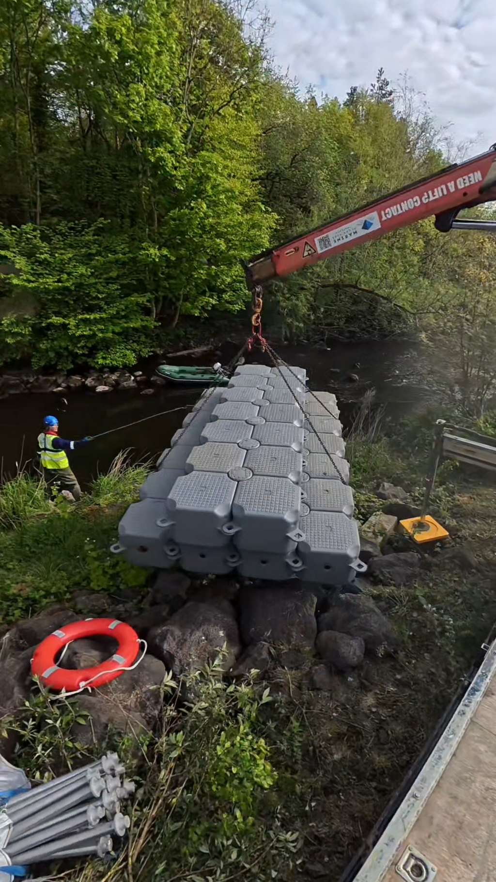 Bridge Inspection using Modular Pontoon